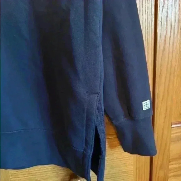 North Carolina Tar Heels Tailgate Colorblock Panel Crew Sweatshirt Size Small - Picture 2 of 5